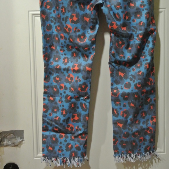 Women's size 18 Blue and Coral Cheetah Jeans NWT - Picture 5 of 5